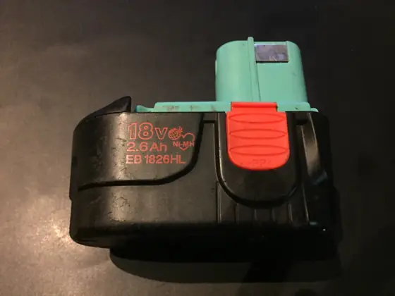 Batería de herramienta de 18 V